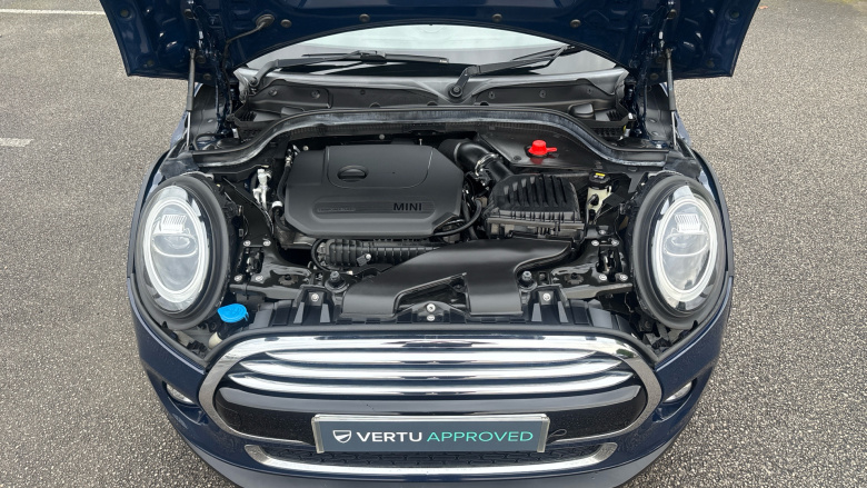 MINI Hatchback 1.5 Cooper Exclusive 5dr Auto Petrol Hatchback